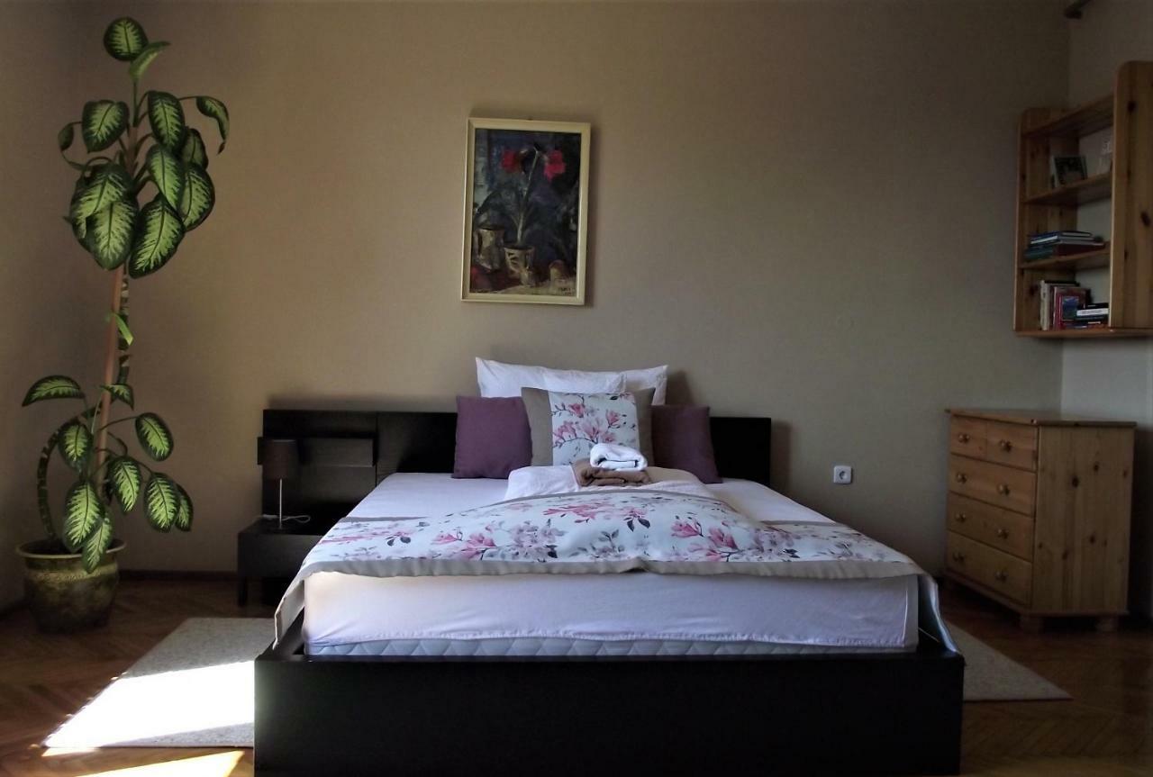 Panorama Apartman Мор Екстер'єр фото